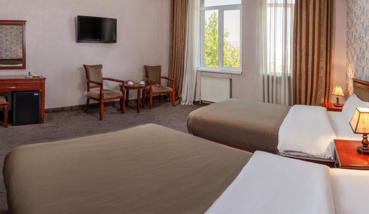 Margo Palace Hotel Tbilisi Bagian luar foto