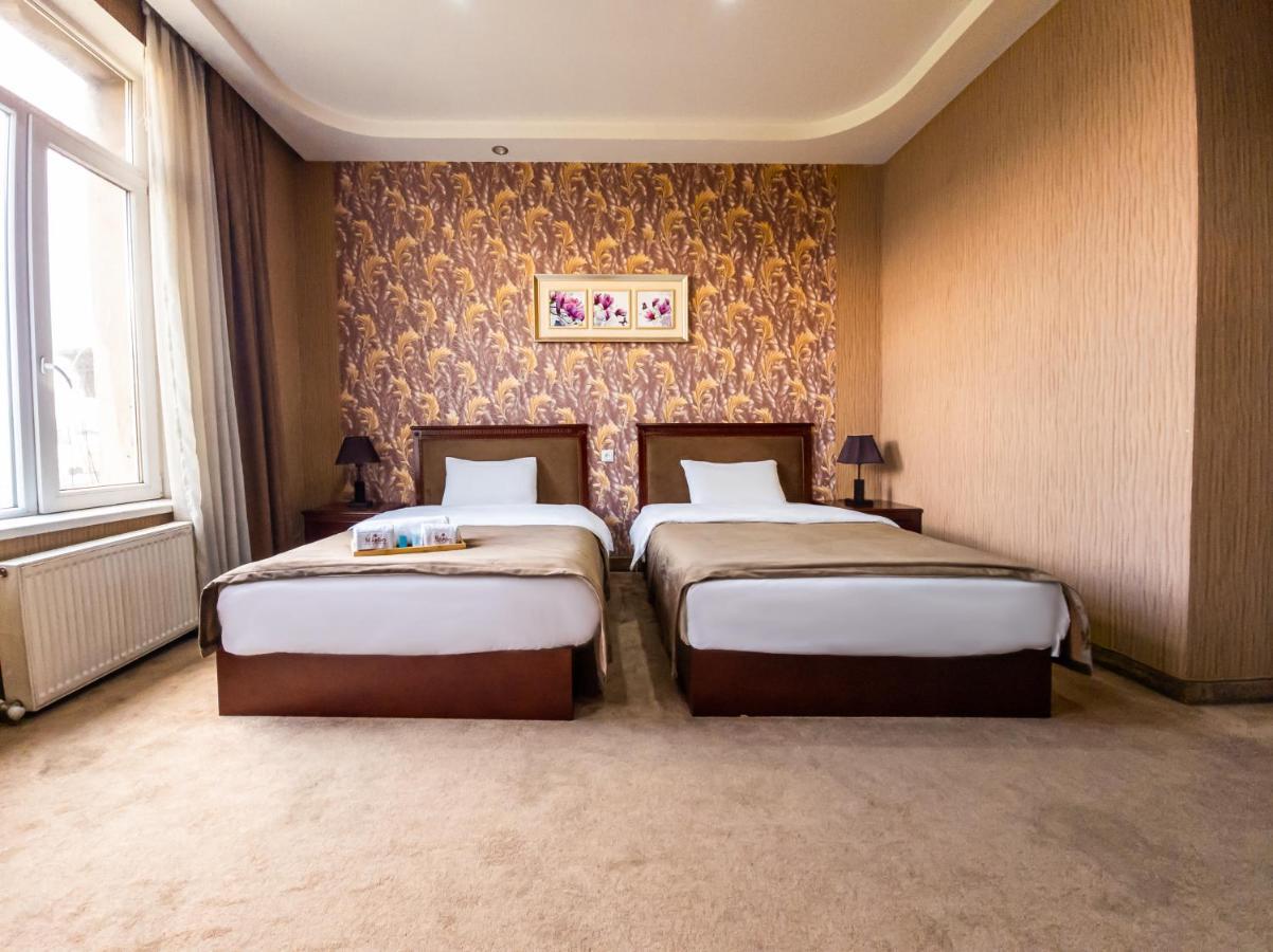 Margo Palace Hotel Tbilisi Bagian luar foto