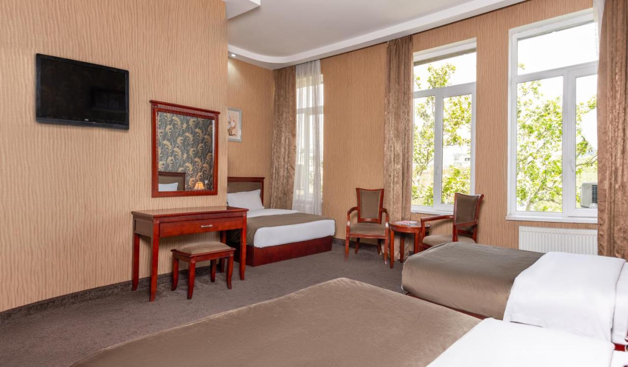 Margo Palace Hotel Tbilisi Bagian luar foto