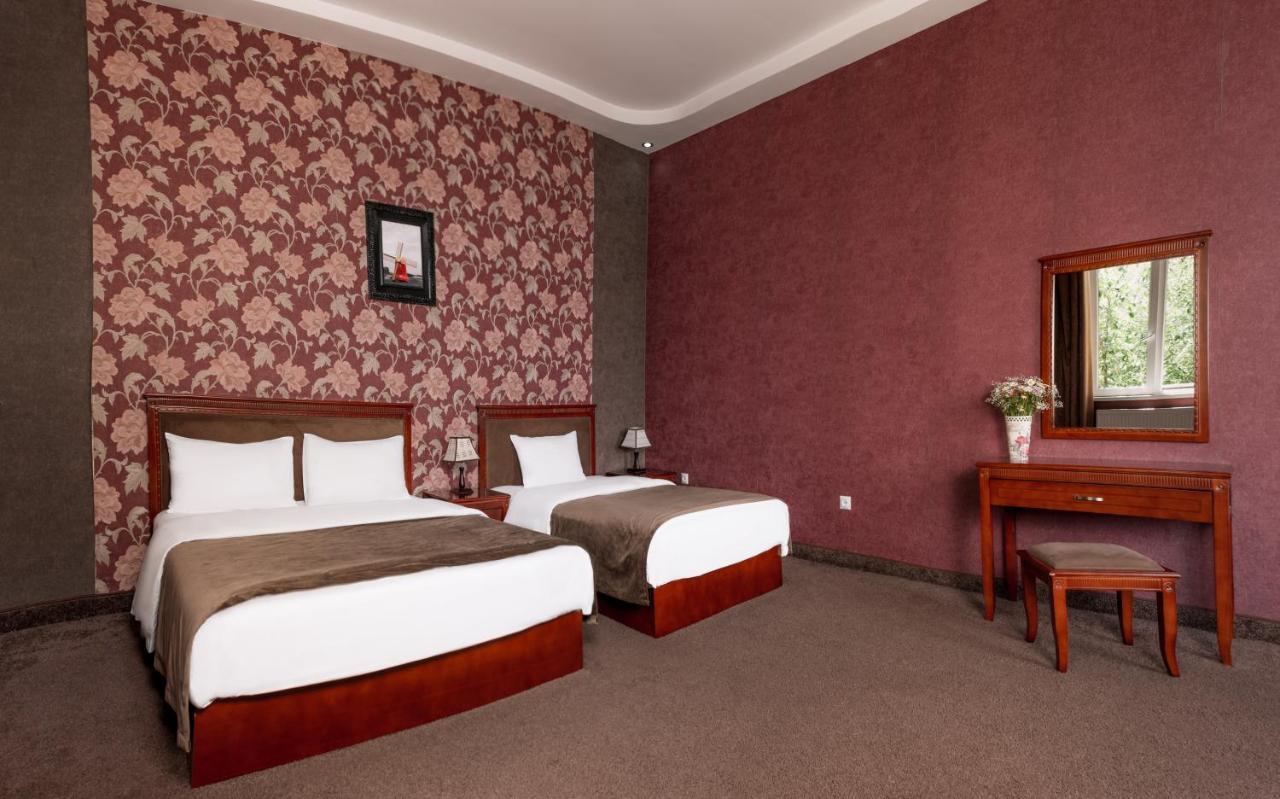 Margo Palace Hotel Tbilisi Bagian luar foto