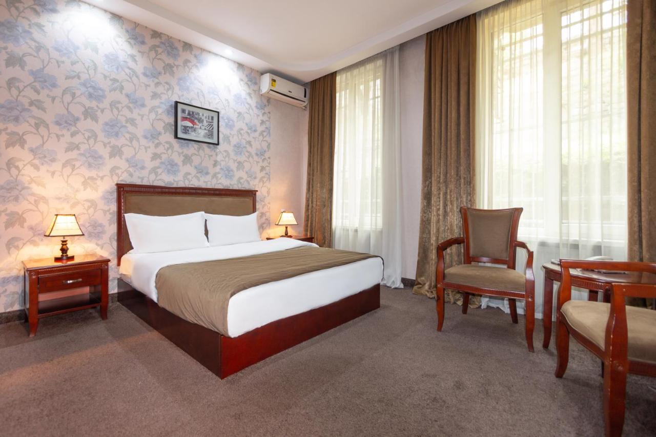 Margo Palace Hotel Tbilisi Bagian luar foto
