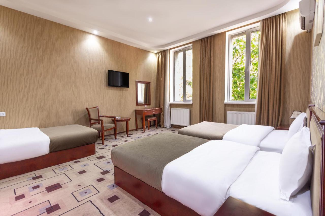 Margo Palace Hotel Tbilisi Bagian luar foto