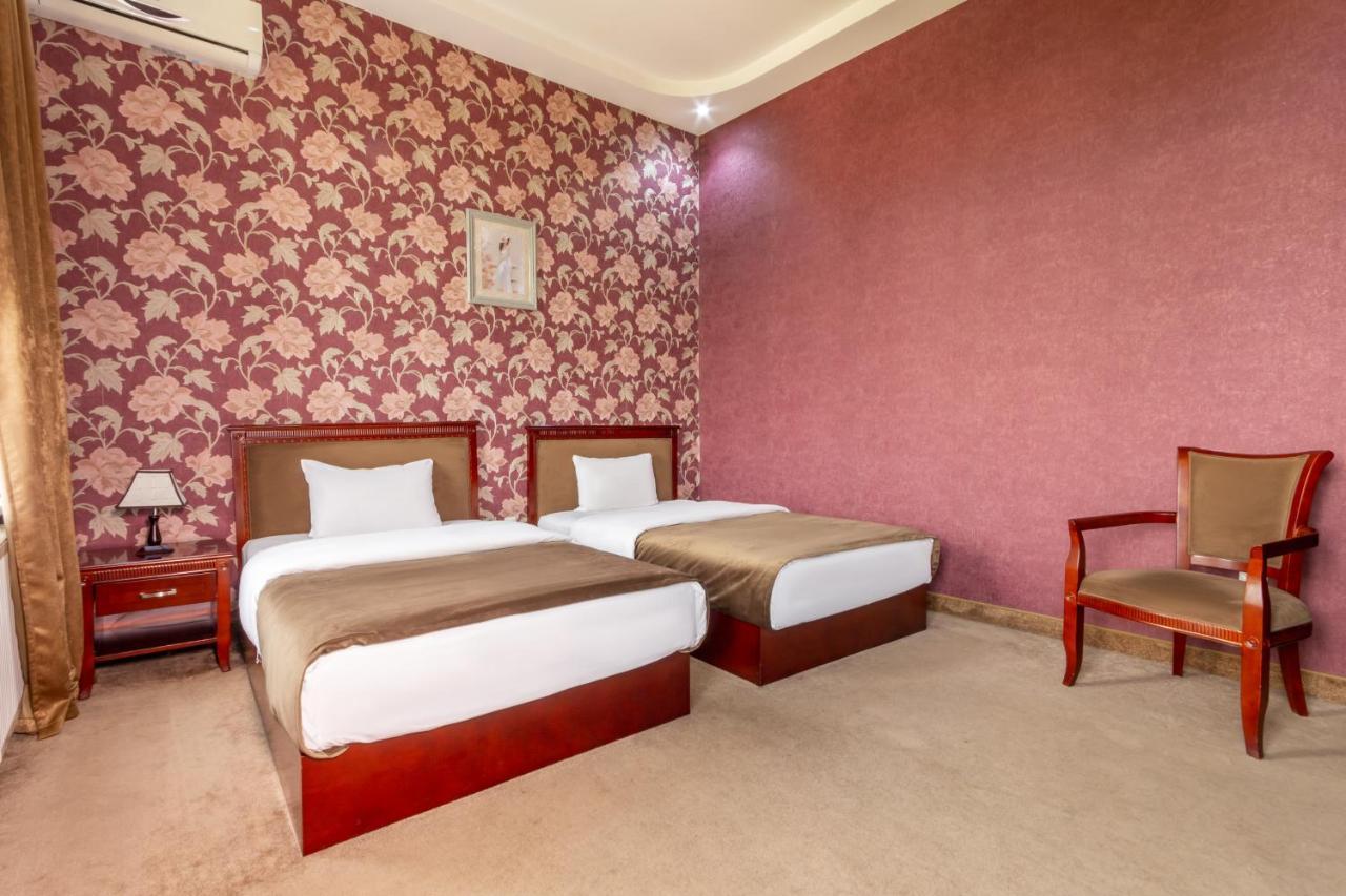 Margo Palace Hotel Tbilisi Bagian luar foto
