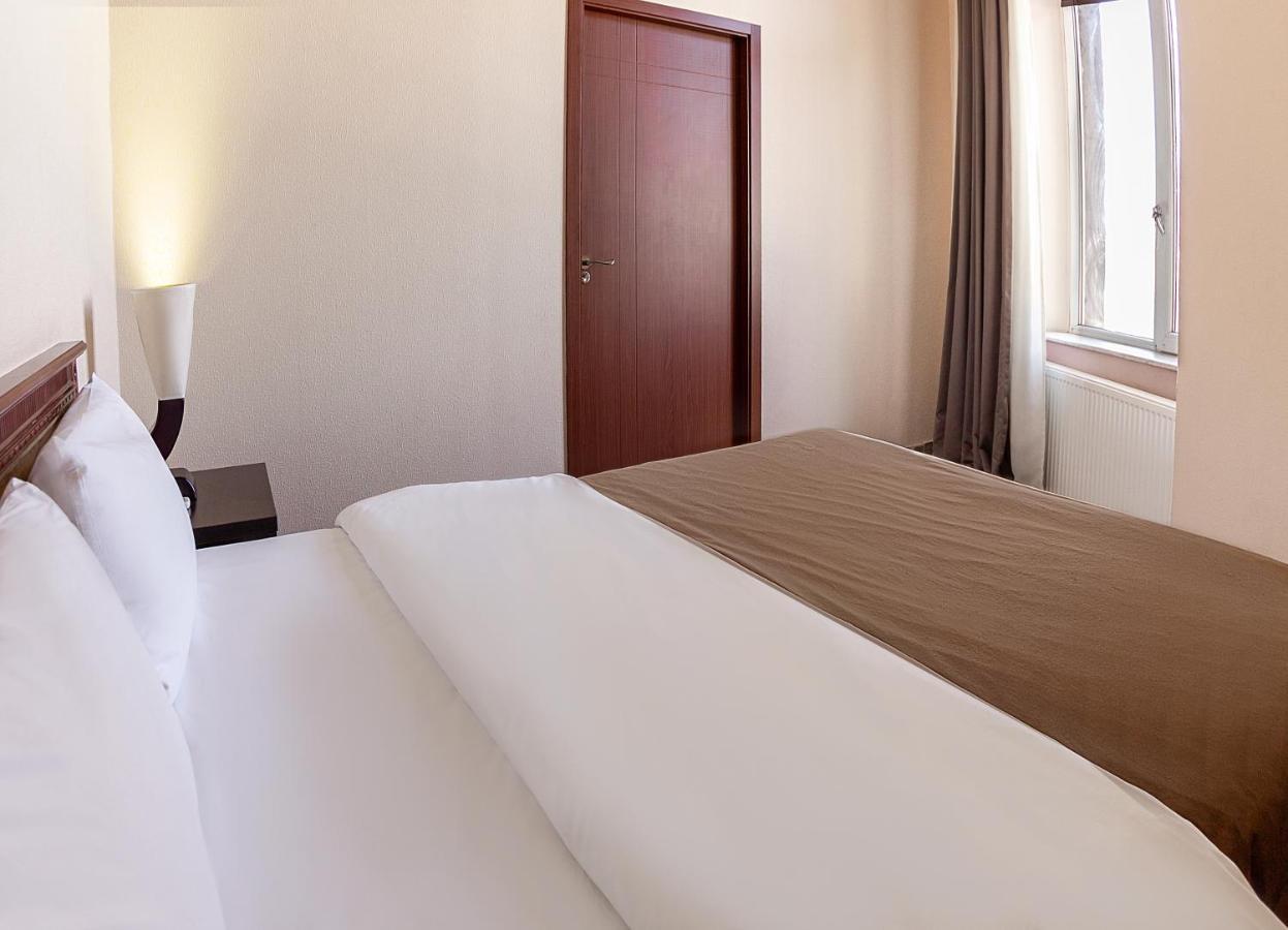 Margo Palace Hotel Tbilisi Bagian luar foto